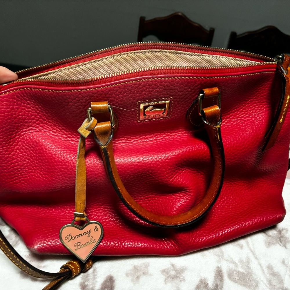 Dooney & Bourke Red Leather Women's Bag